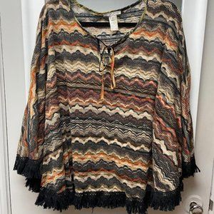 Alberto Makali poncho,  New York  Paris  Milano